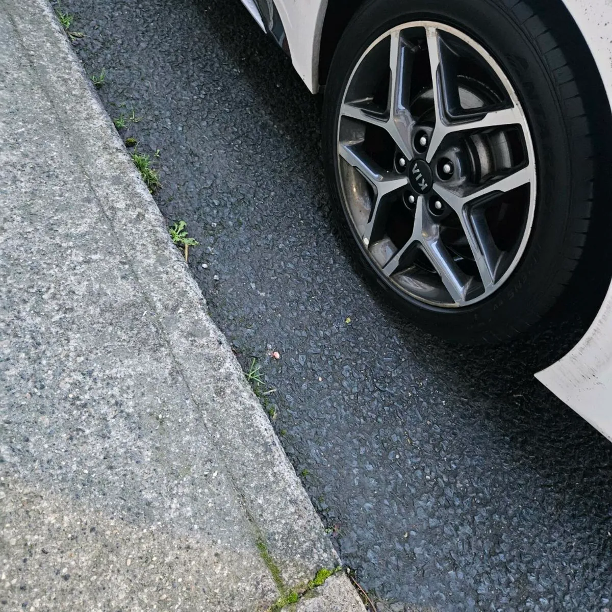 Kia Proceed Estate - Image 4