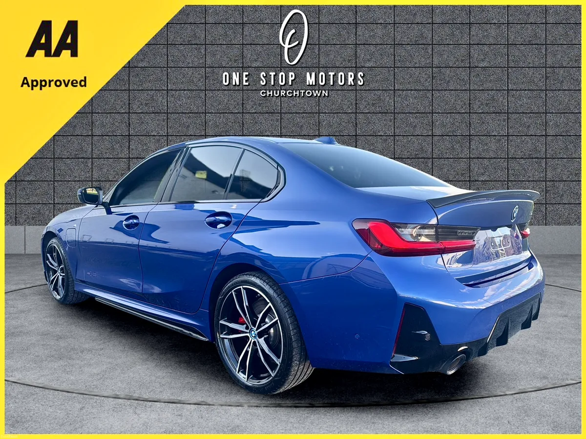 2025 BMW 330E G20 (NEW MODEL) MSPORT PRO PACK * - Image 3