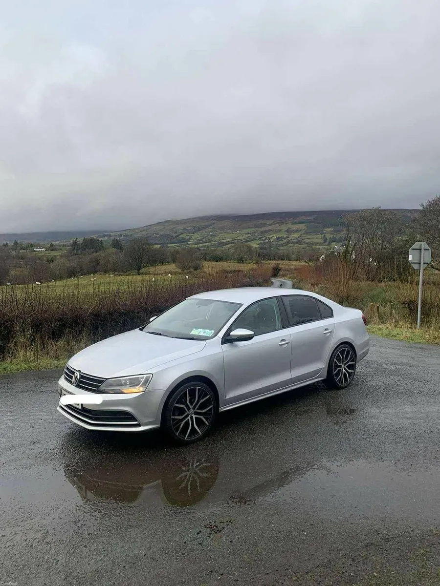 Volkswagen Jetta 2016 - Image 1