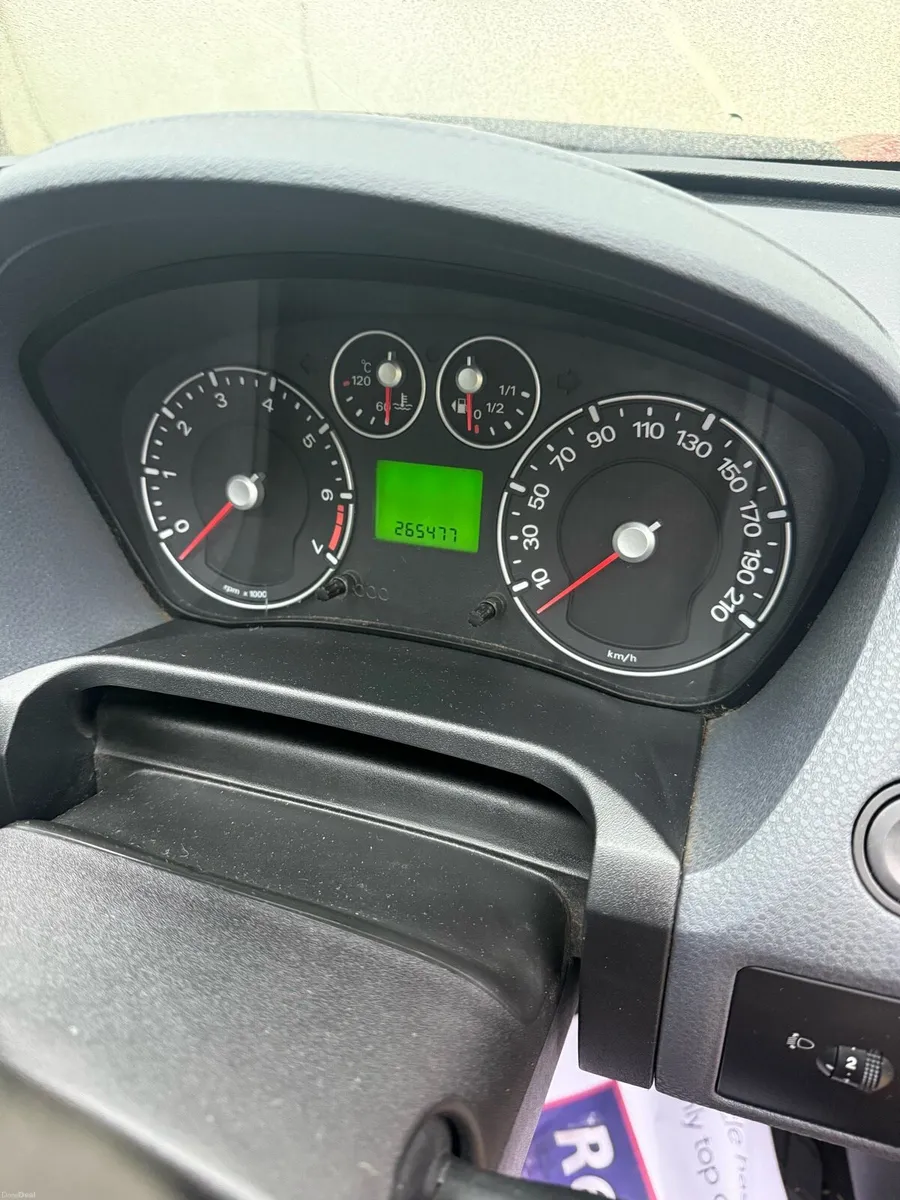 Ford fiesta 2006 low mileage - Image 2