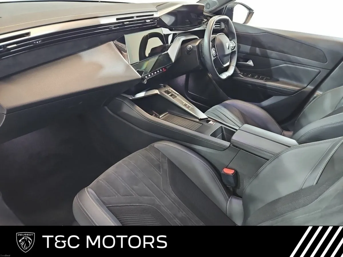 Peugeot 308 308 GT HYBRID 180bhp PHEV  Automatic, - Image 4