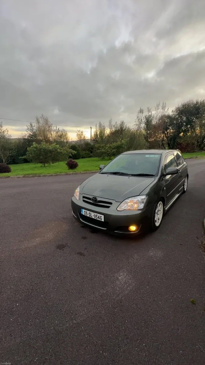 Toyota Corolla 2005 - Image 1