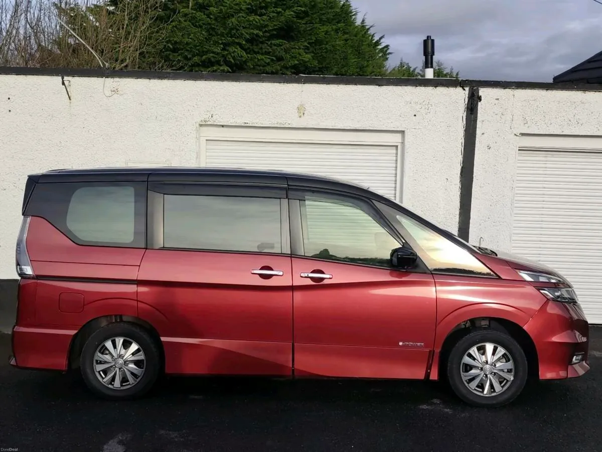 Nissan Serena Hybrid Highway Star - Image 2