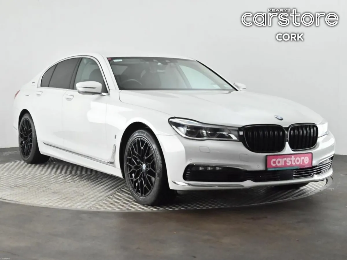 BMW 7-Series 740 740 E DLA-7D20 - Image 1