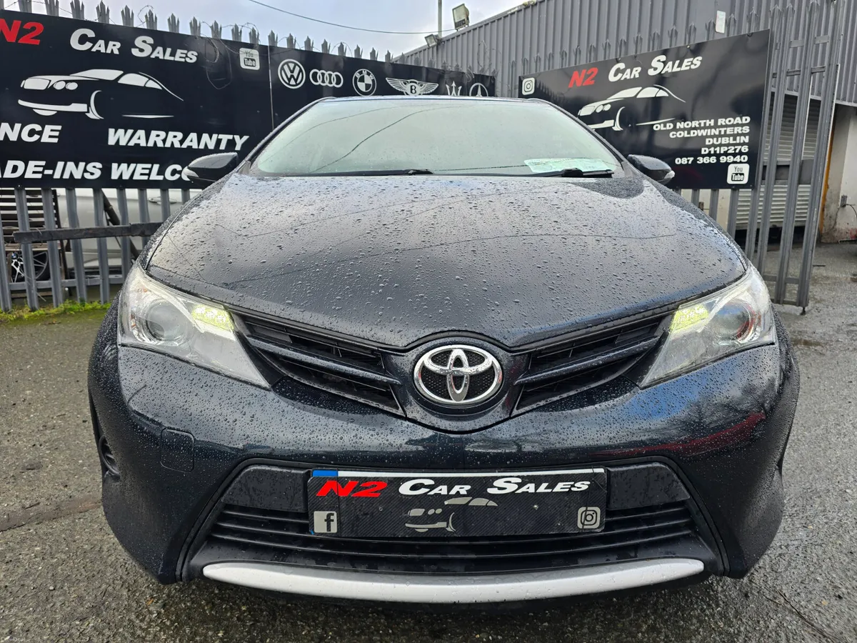 151 Toyota Auris 1.4 diesel, LOW MILES,NEW NCT - Image 5
