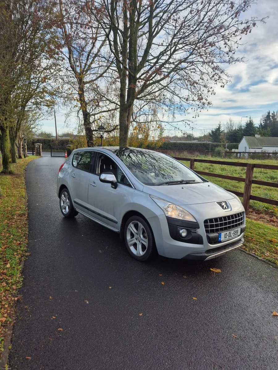 Peugeot 3008 2010 - Image 1