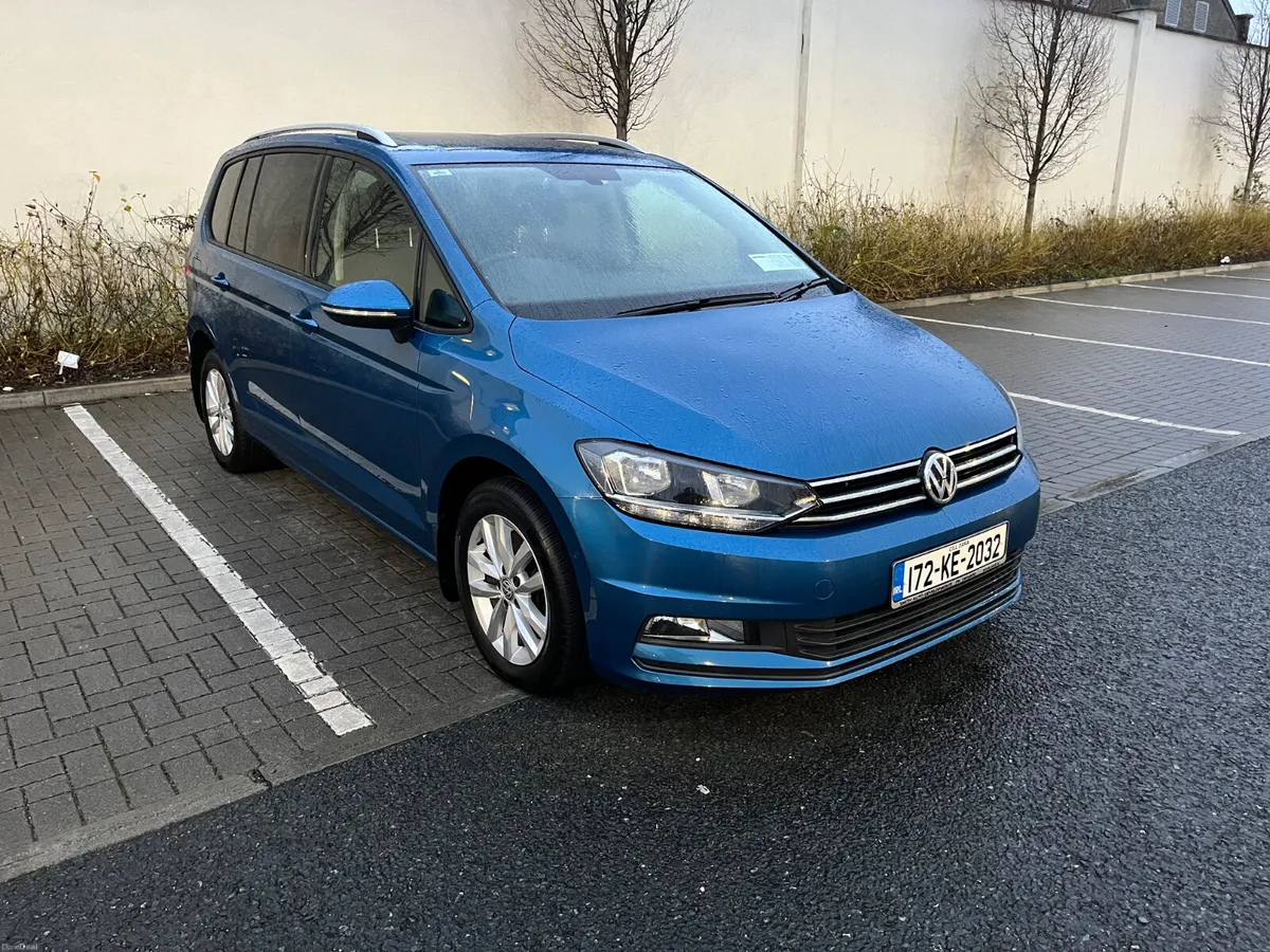 Volkswagen Touran 2017, 7 SEATS,LOW MILEAGE,DIESEL - Image 1