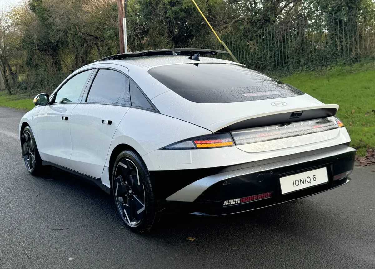 262 - IONIQ 6 PLATINUM 624 km's (84kwh) - VIDEO - Image 6
