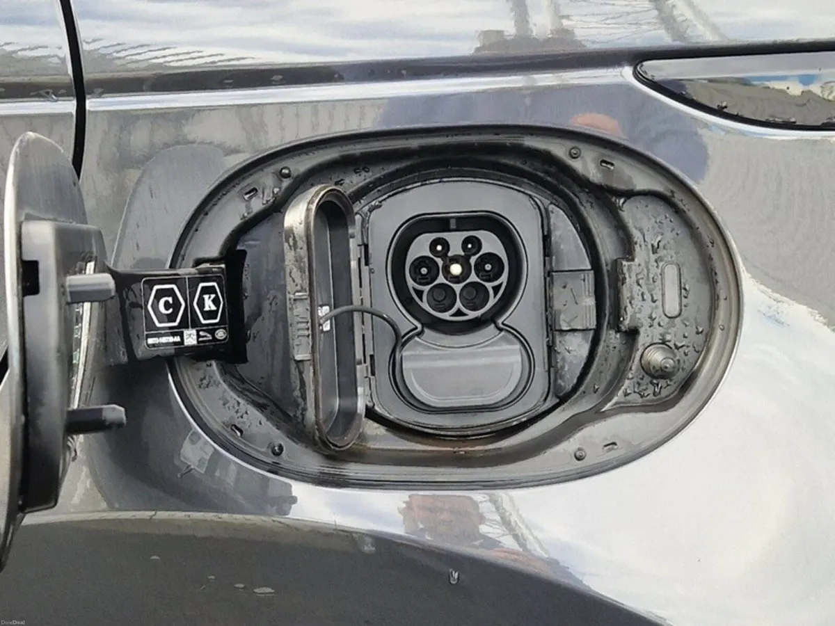 Land Rover Range Rover Evoque SE Dynamic 4WD - Image 6