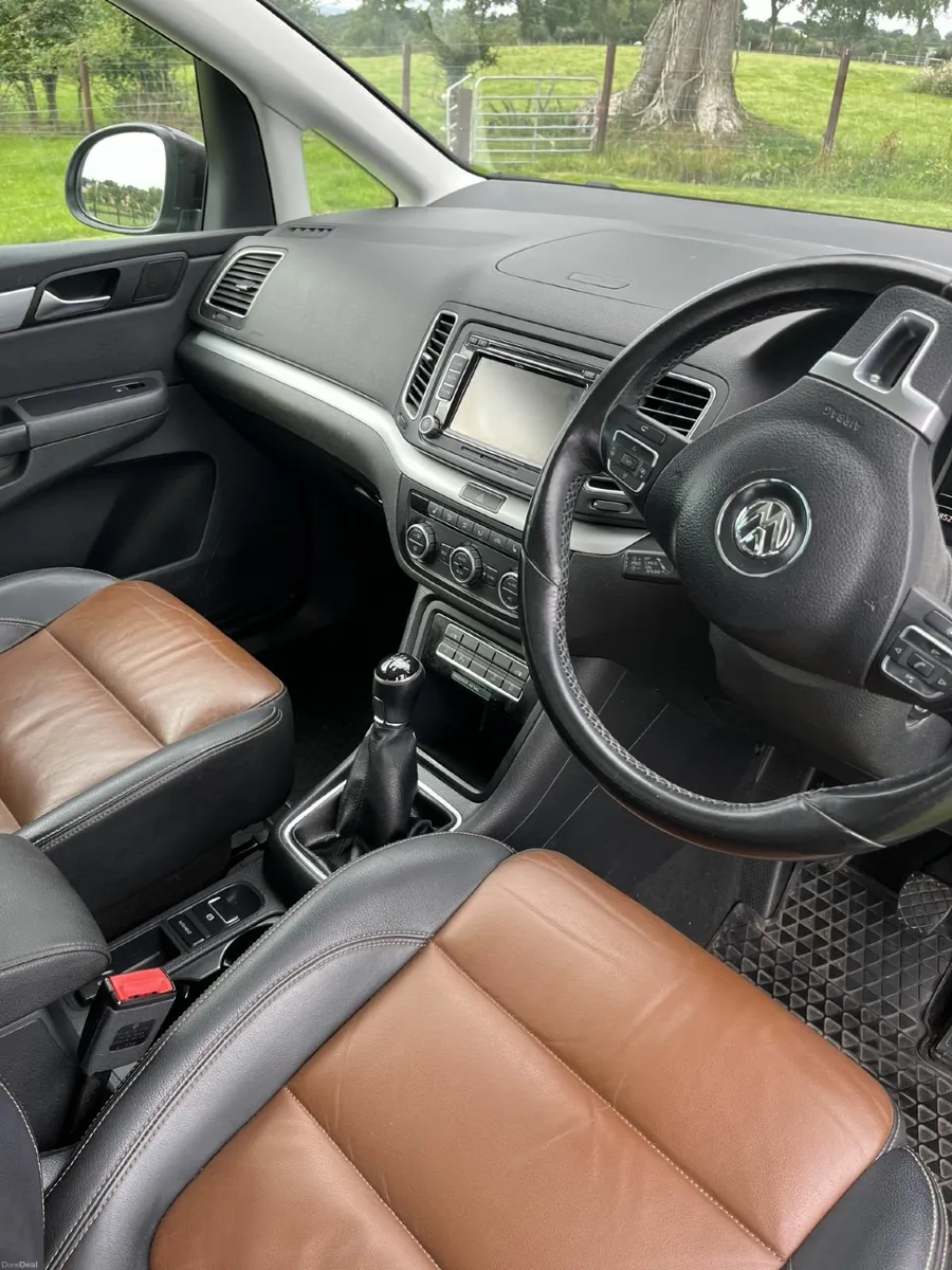 Volkswagen Sharan 2014 - Image 4
