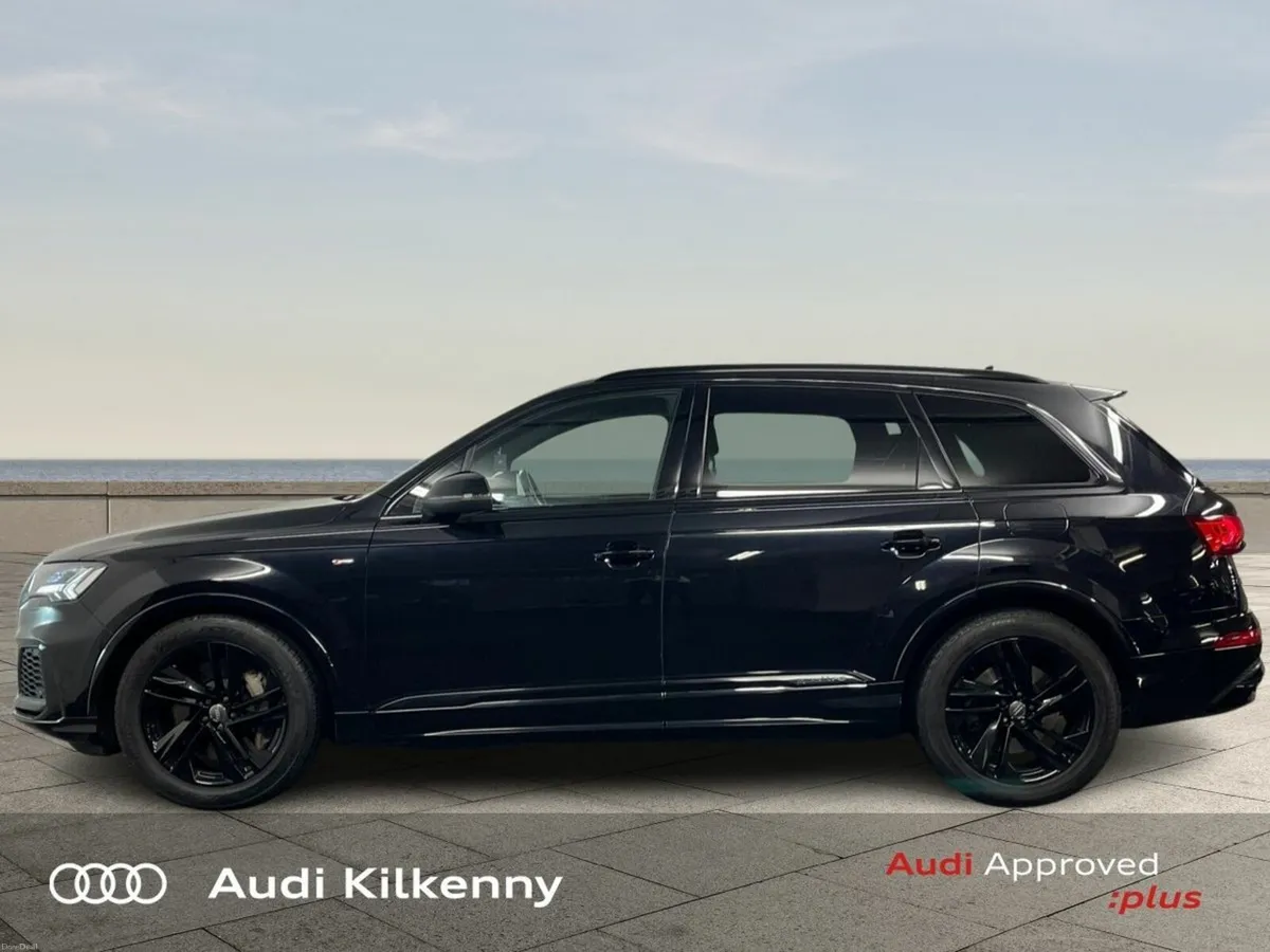 Audi Q7 ** DEPOSIT TAKEN ** 55 TFSI e S Line Black - Image 4