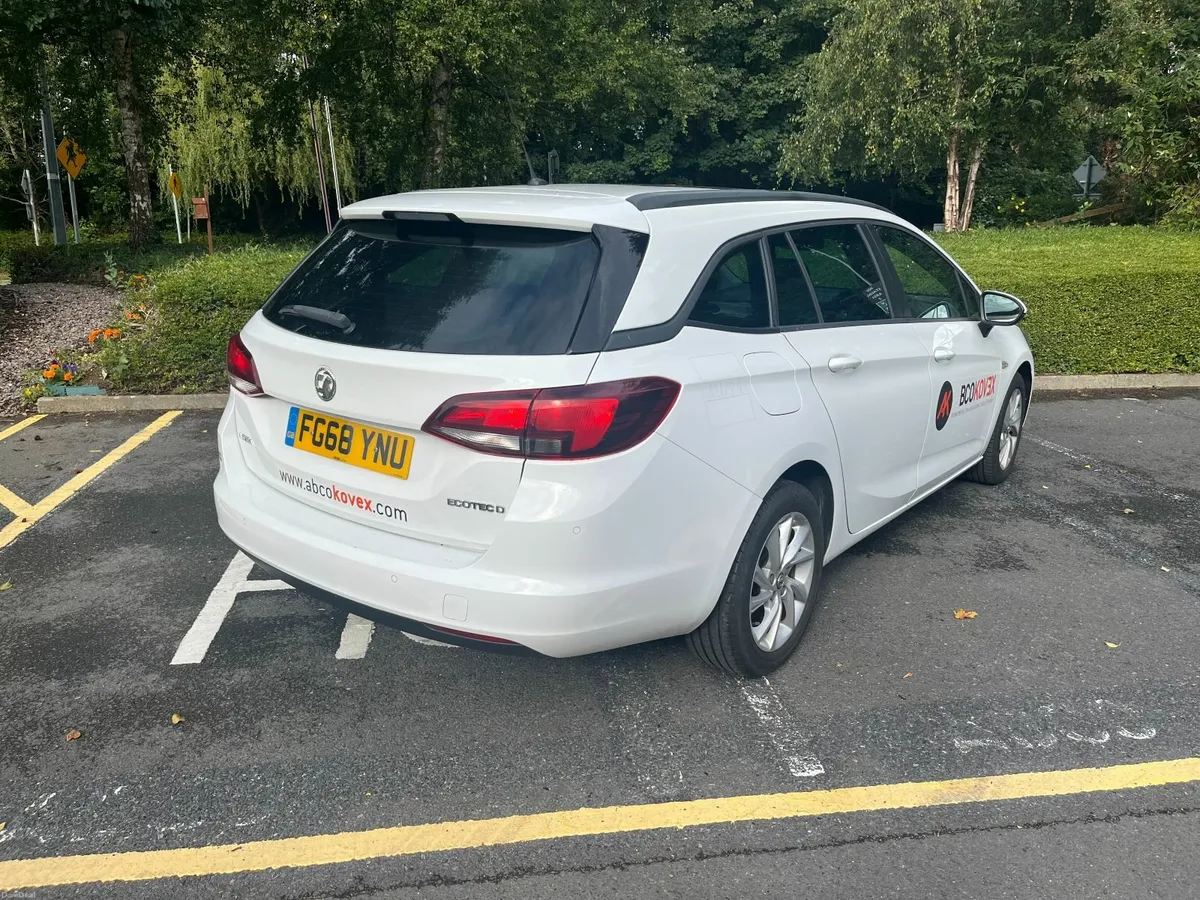 Vauxhall Astra 2018 - Image 4