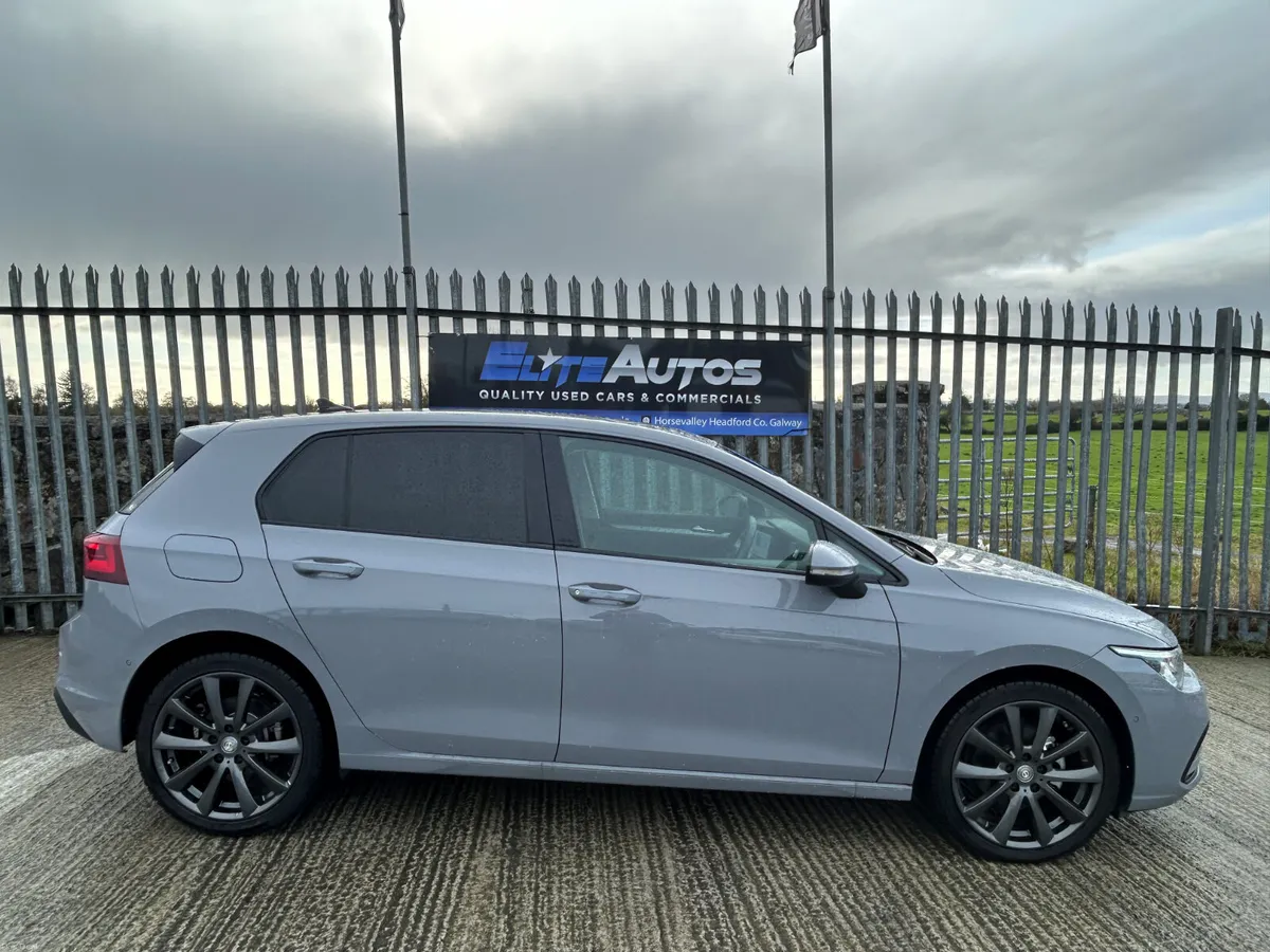 Volkswagen Golf TDI DSG 150 HP 2.0 2023 - Image 2