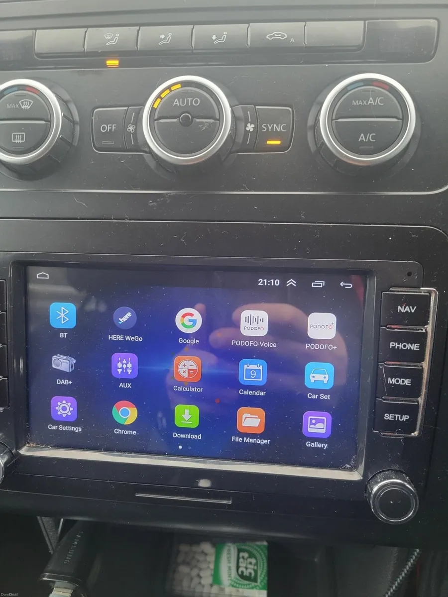 Vw Touran 7 seater auto low mileage - Image 2