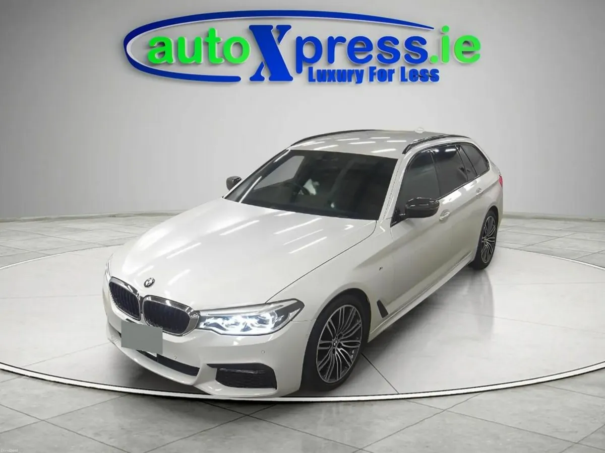 BMW 5-Series M-SPORT 523d TOURING Automatic - Image 4