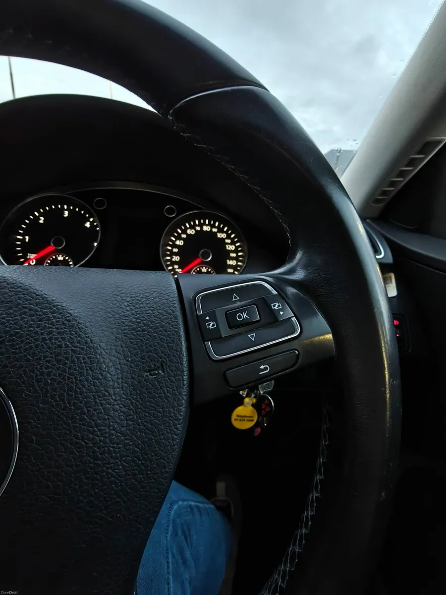 Volkswagen Passat 2013 - 2.0 TDI Highline BMT - Image 3