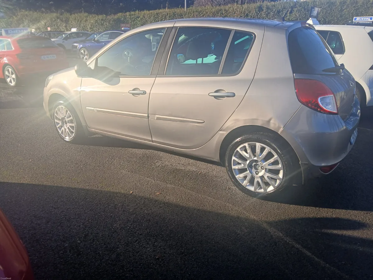 Renault Clio low mileage 2012 bi spec - Image 2