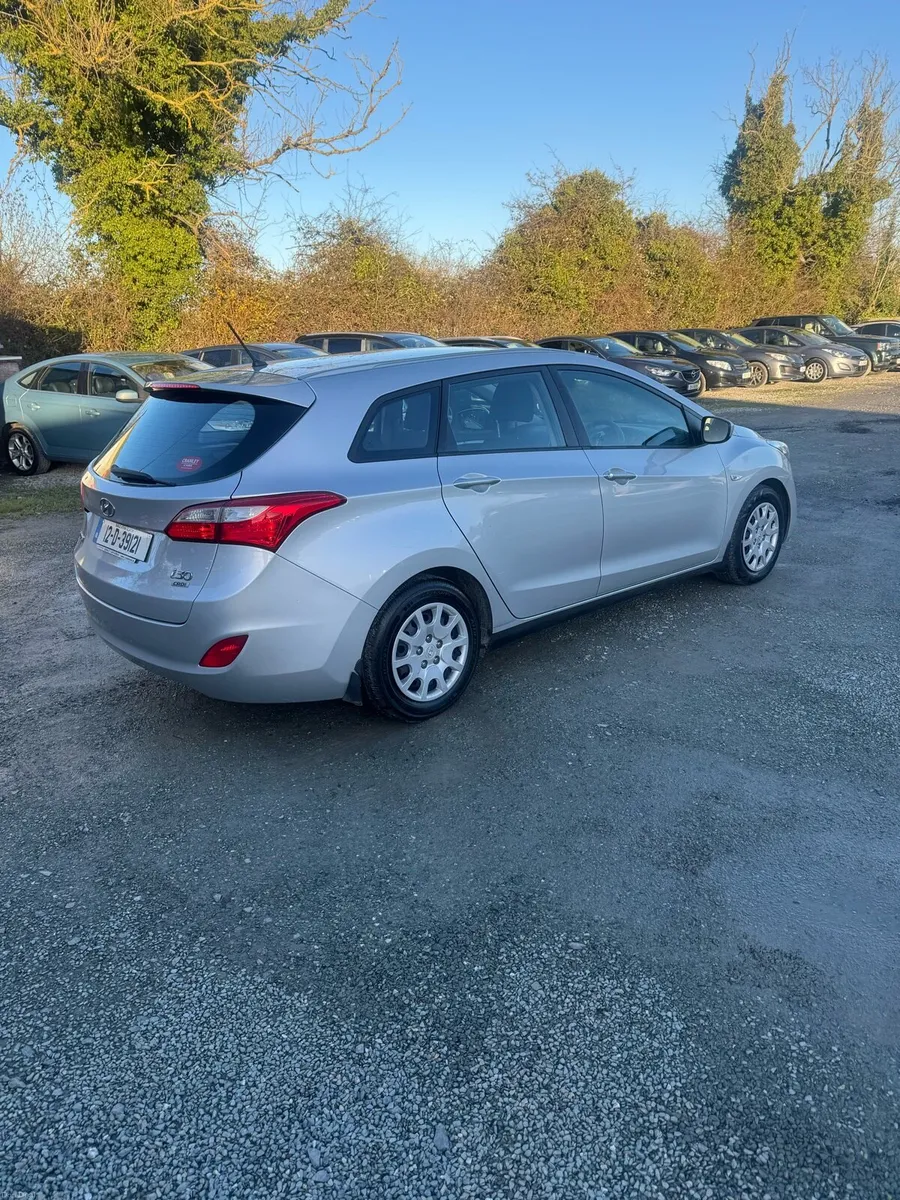 Hyundai i30CW 1.4dsl ..NEW NCT/NEW MODEL - Image 3