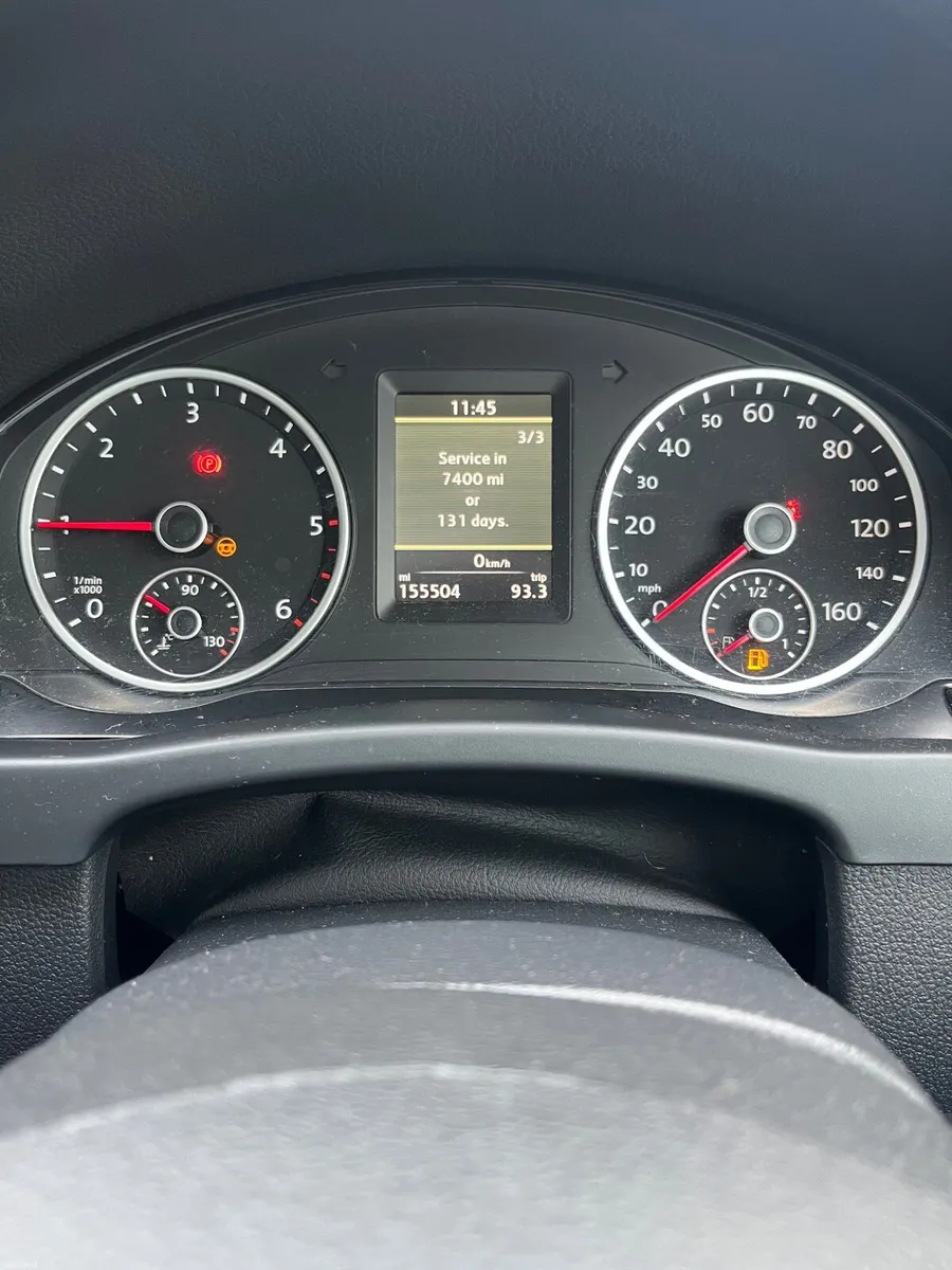 Volkswagen Tiguan 2012 - Image 3