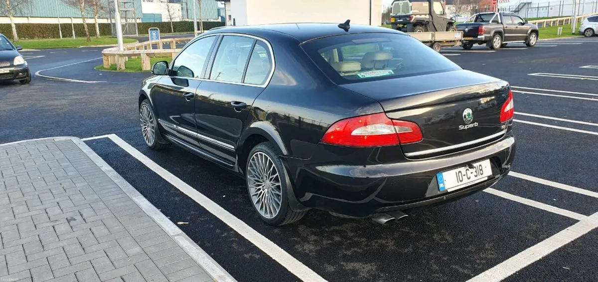 SUPERB ELEGANCE (nct 03.01.27) - Image 4