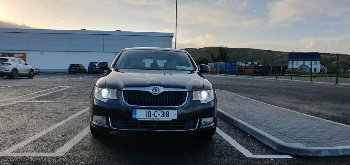 SUPERB ELEGANCE (nct 03.01.27) - Image 2