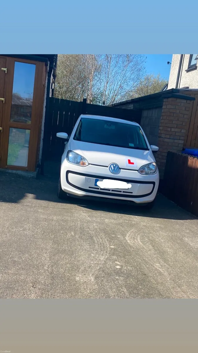 Automatic Volkswagen up! 2014 - Image 2