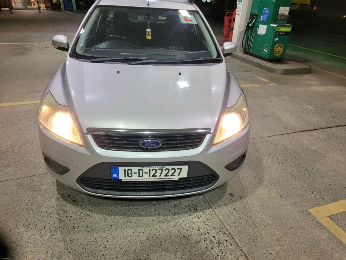 2010 ford focus estate - Image 3