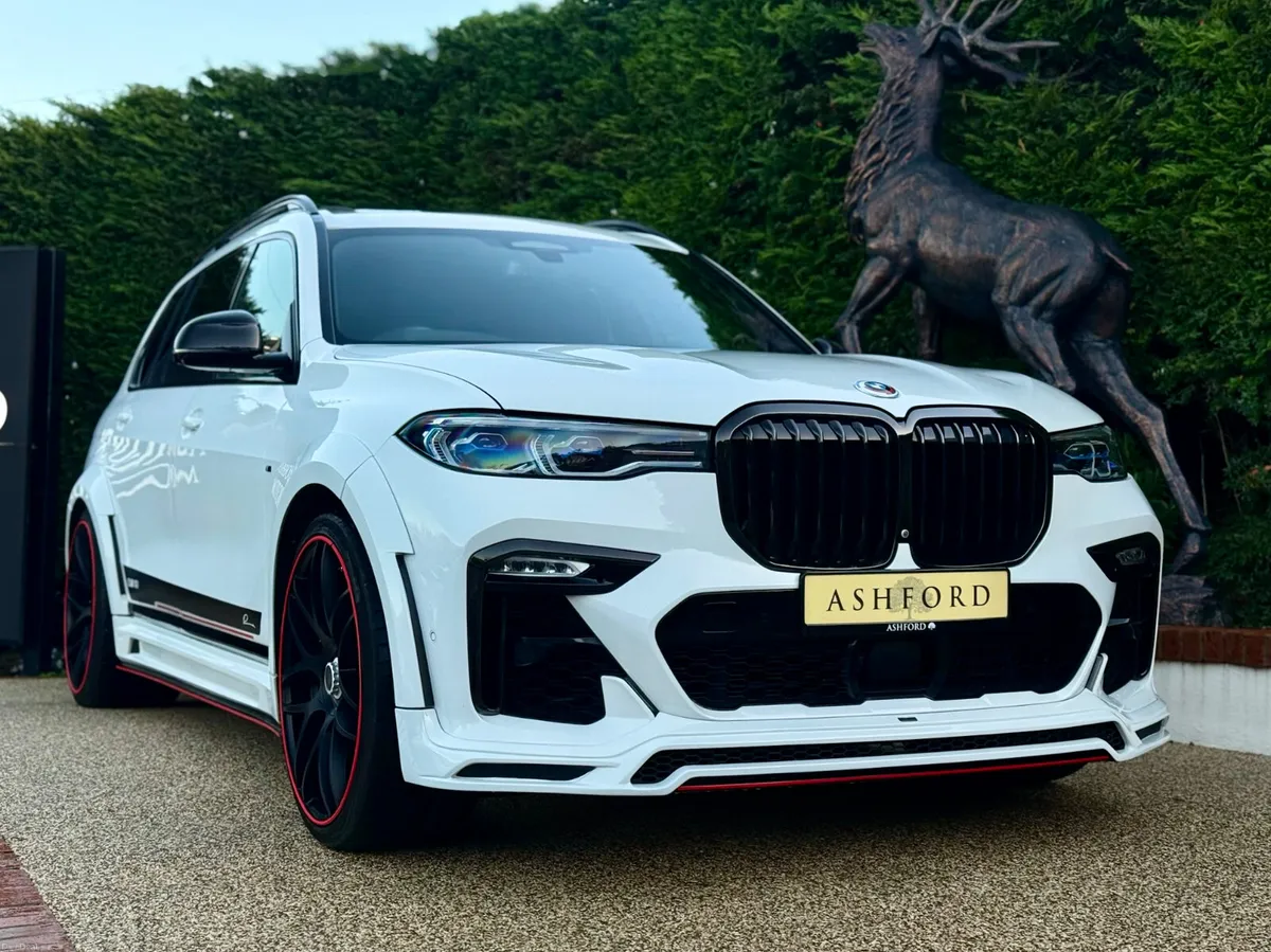 BMW CLR X7 M50D NO 004 FULL LUMMA KIT - Image 1