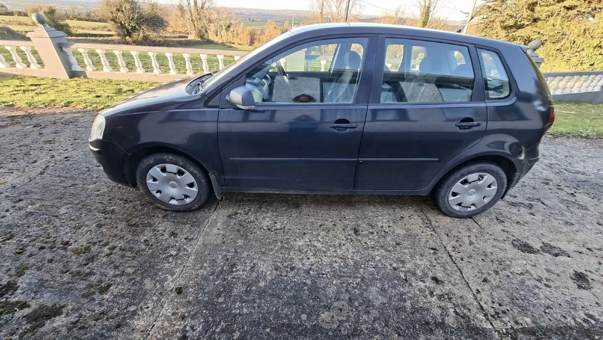 Volkswagen Polo 2007 - Image 2