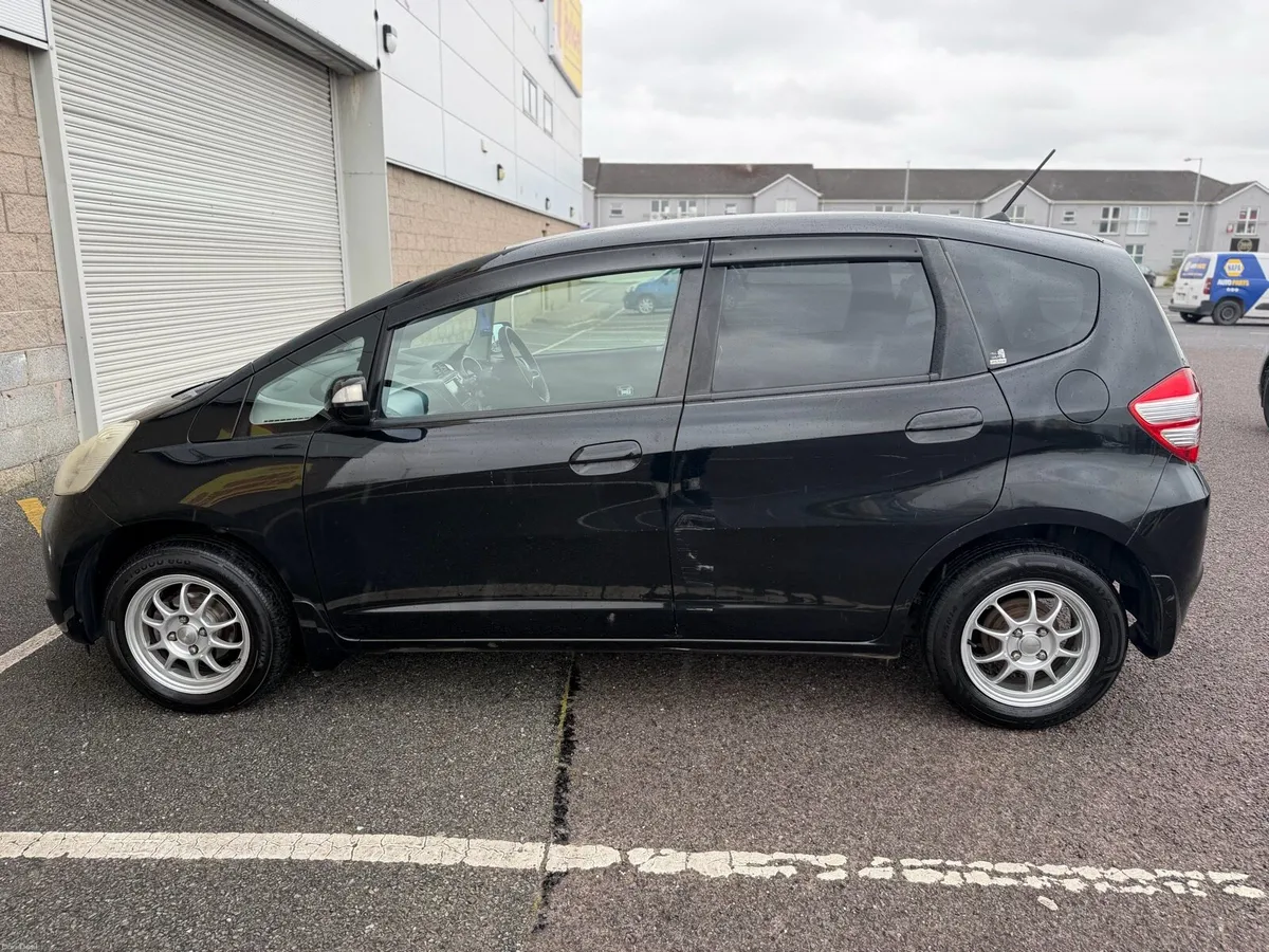 HONDA FIT 1.3 PETROL AUTO - Image 2