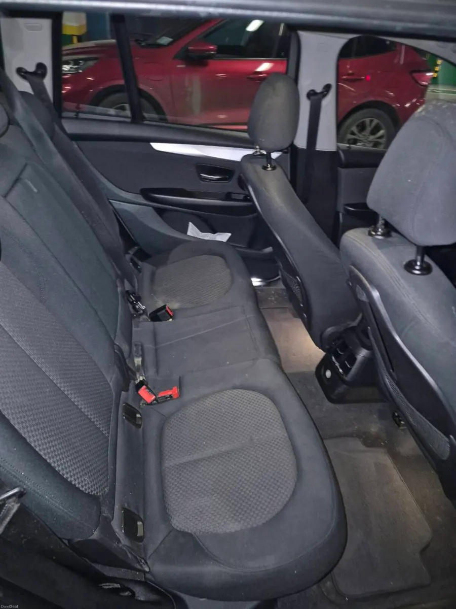 Car - Image 5