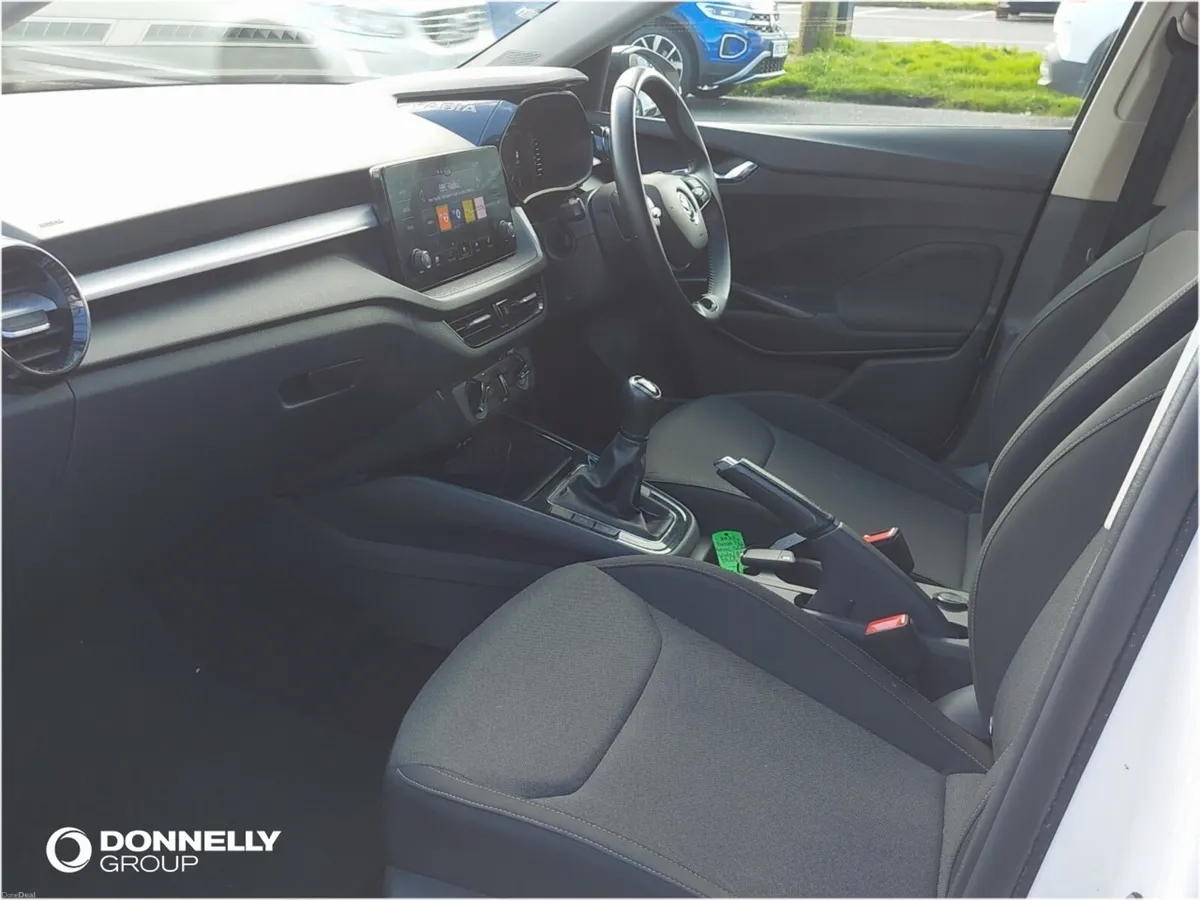 Skoda FABIA Hatchback Colour Edition - Image 2