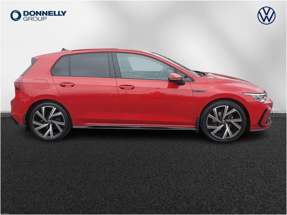 Volkswagen Golf Diesel Hatchback R-Line - Image 4