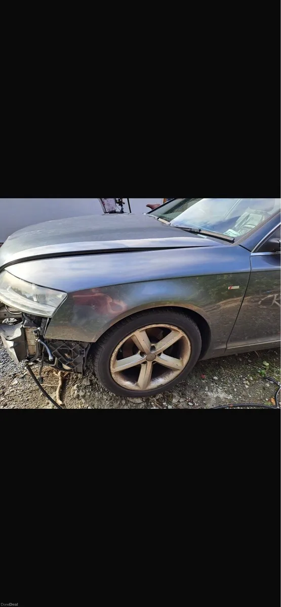 Audi A6 2.0L Sline (Crash Repairable) - Image 2