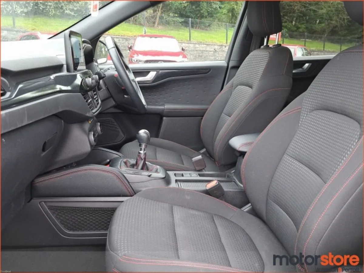 Ford Kuga 1.5 EcoBlue 120PS ST-Line - Image 3