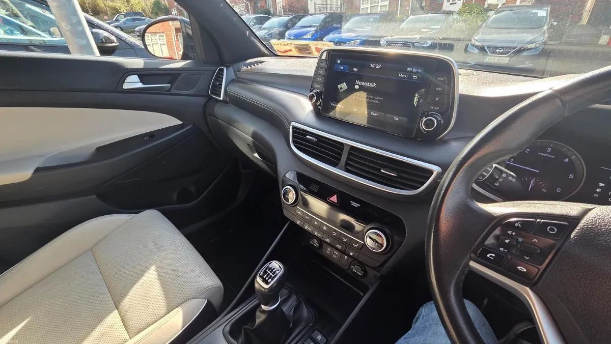 Hyundai Tucson 2020 2WD Executive Mild Hybrid - Image 3