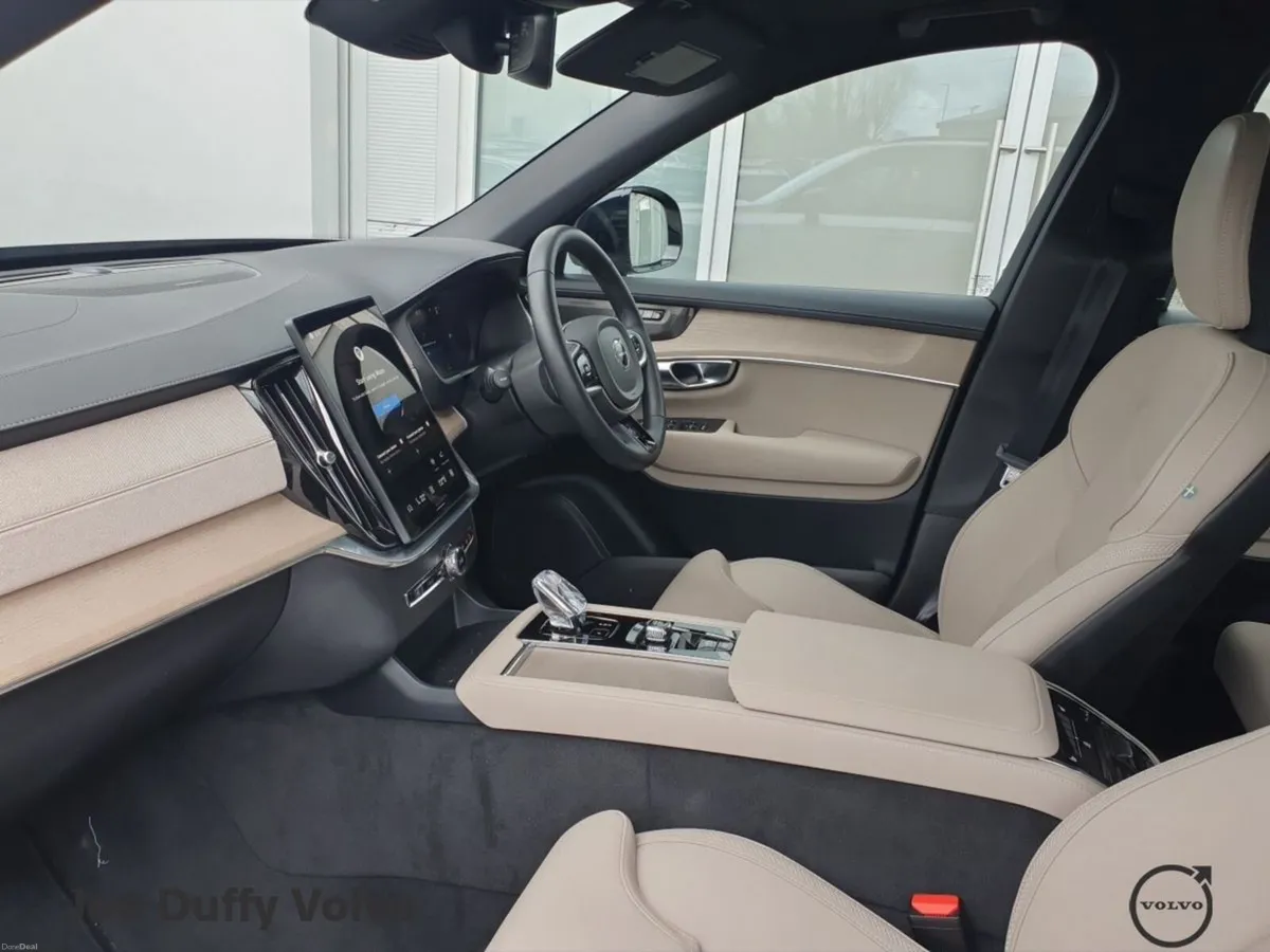 Volvo XC90 ** SOLD ***T8 PHEV AWD Plus Dark - Image 6
