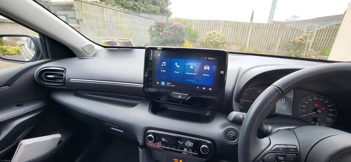 Toyota Yaris 2024 - Image 1