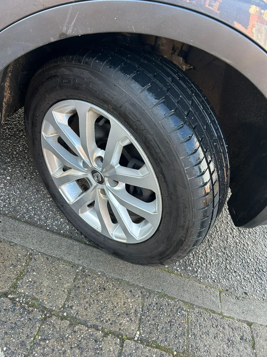 Renault Kadjar 2018 low km - Image 3