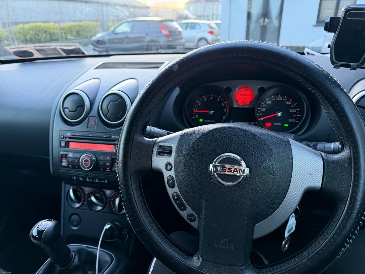 Nissan Qashqai for sale - Image 2