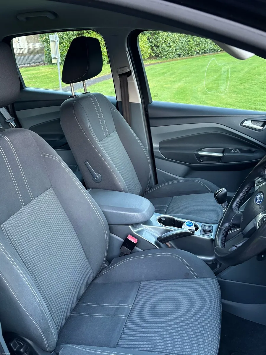 Ford C-Max 2.0L TDCI Titanium - Image 6
