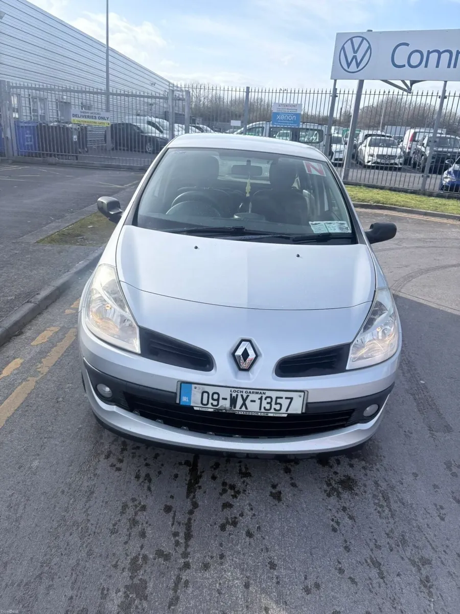 09 Renault Clio - Image 1