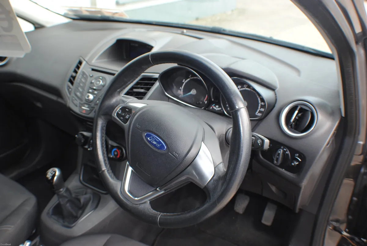 Ford Fiesta 2017 1.2 Petrol - Image 3