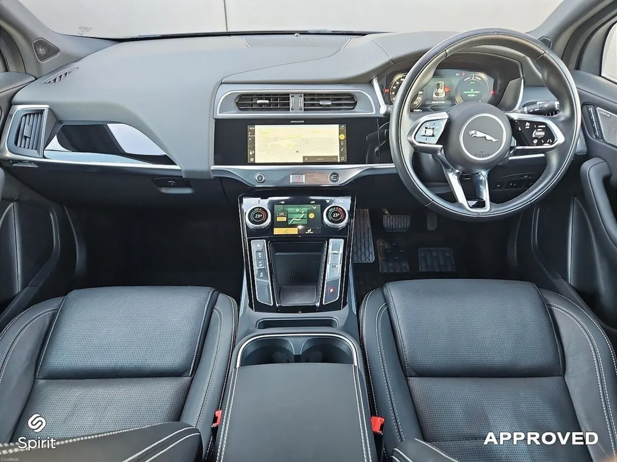 Jaguar I-Pace EV400 Auto Black Edition - Image 4