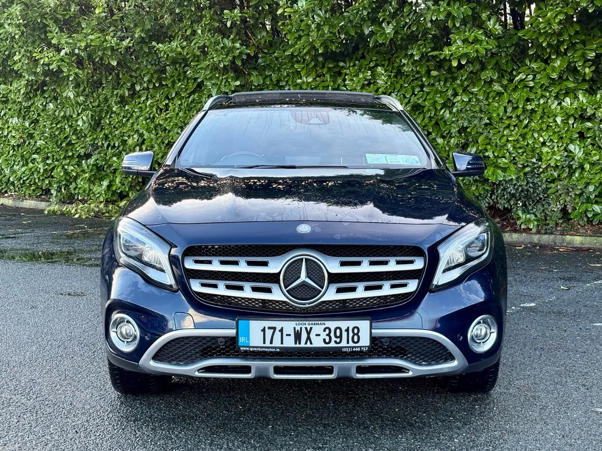 Mercedes Benz 2017 GLA 200d - Image 2
