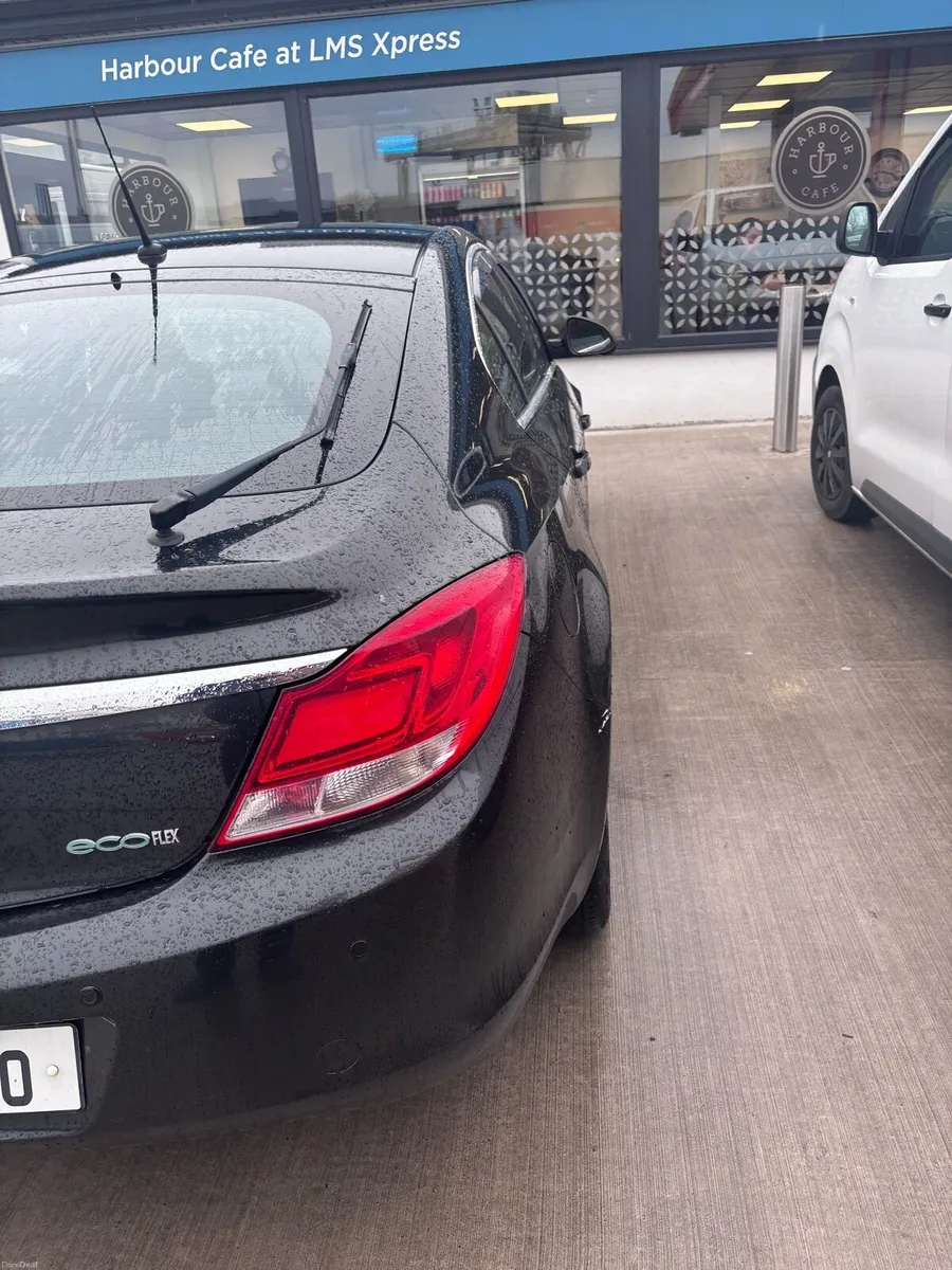 Vauxhall insignia 2010 2.0 diesel nct and tax - Image 3