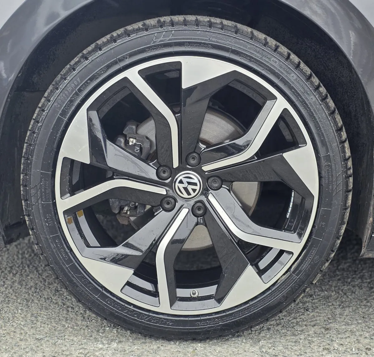 Volkswagen Arteon2.0 Diesel Auto High Spec (222) - Image 6