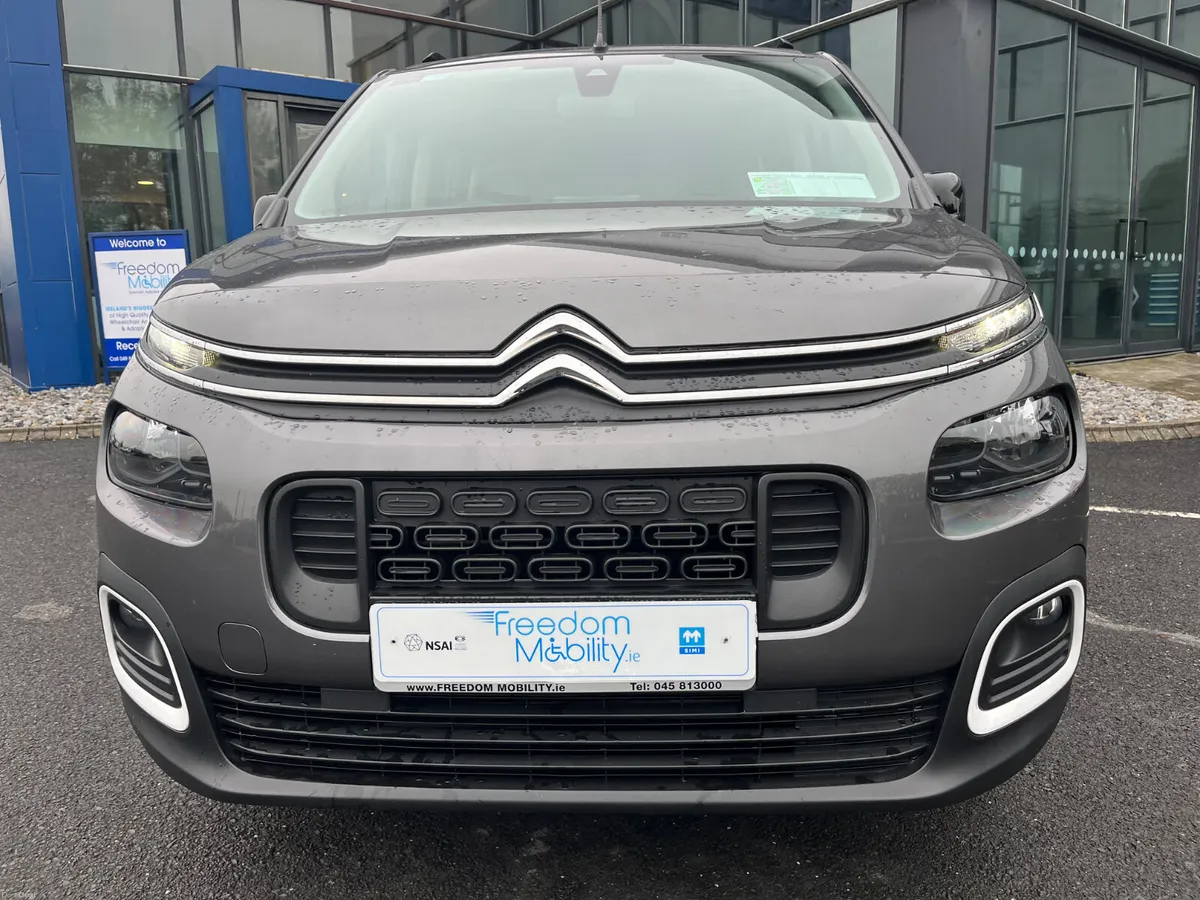 2023 Berlingo SWB, Taxi Spec, Wheelchair Access - Image 2