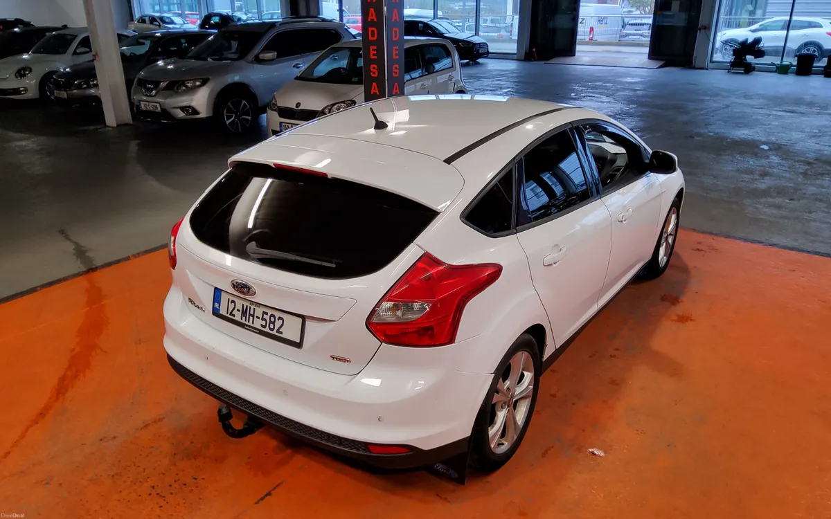 Ford Focus 2012 - Image 3