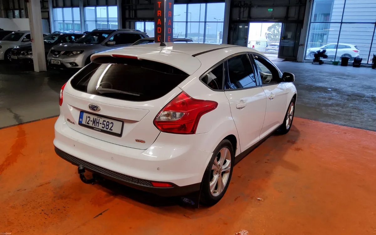 Ford Focus 2012 - Image 4